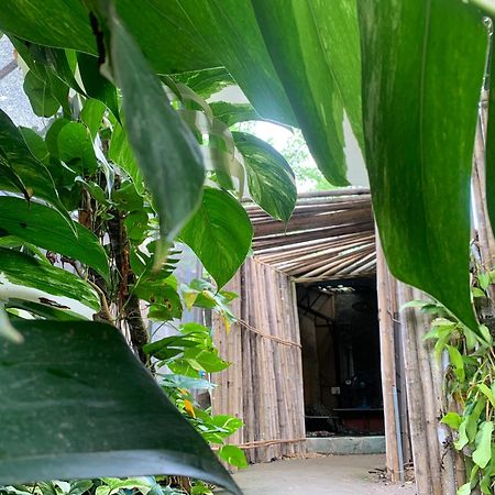 Fundee Story Guesthouse Bamboo House In Chiang Mai Old Town Exterior foto