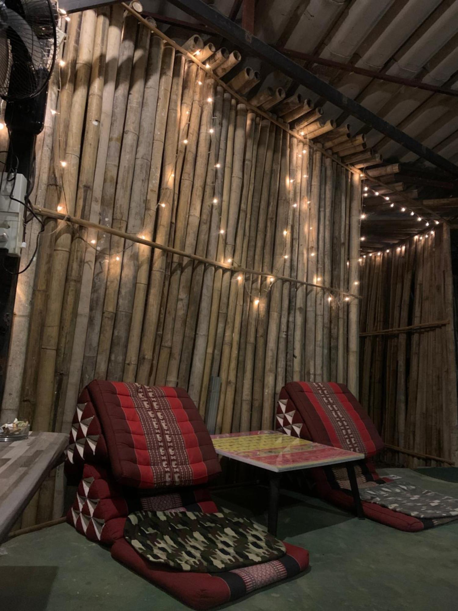 Fundee Story Guesthouse Bamboo House In Chiang Mai Old Town Exterior foto