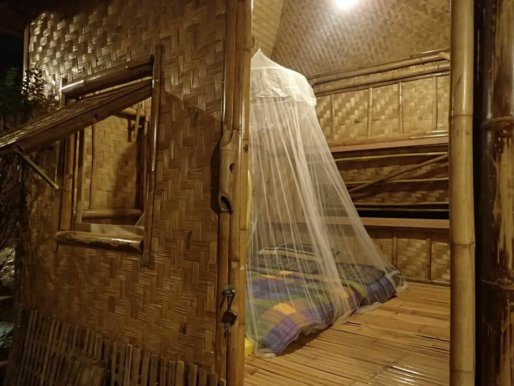 Fundee Story Guesthouse Bamboo House In Chiang Mai Old Town Exterior foto