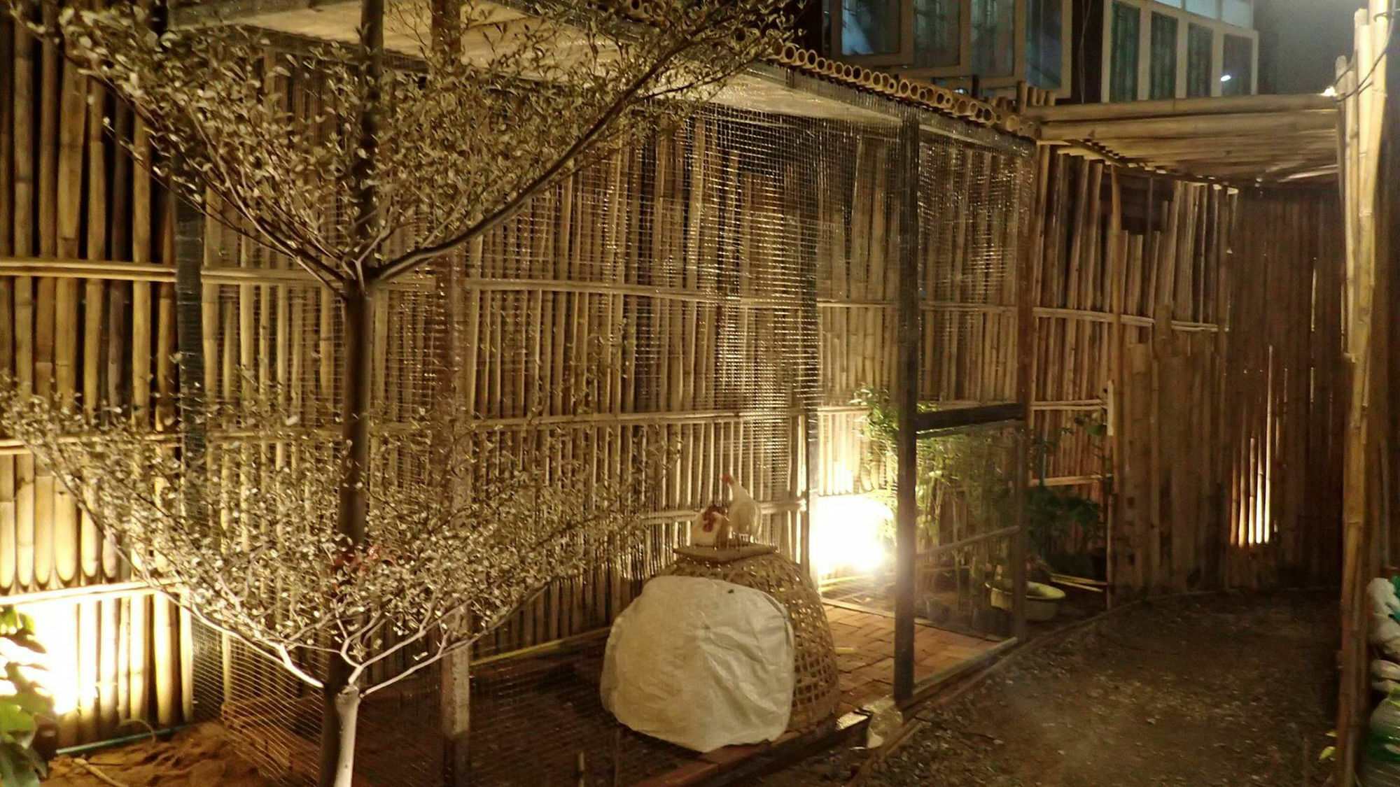 Fundee Story Guesthouse Bamboo House In Chiang Mai Old Town Exterior foto